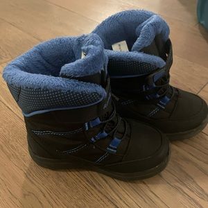 Kamik Stance Snow Boot- size 10
